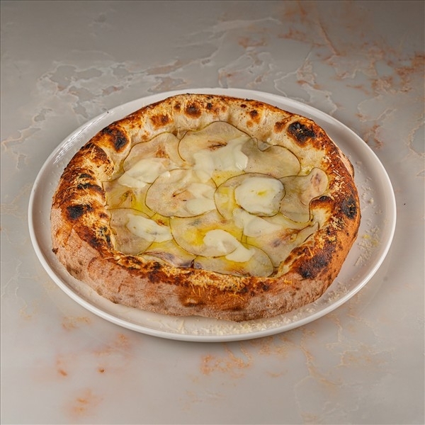 Пицца с Грушей и Горгонзолой